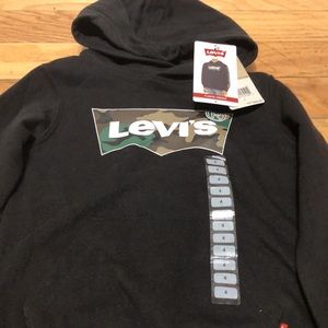 Brand new! Levi’s fleece hoodie! 4 years old. Black!